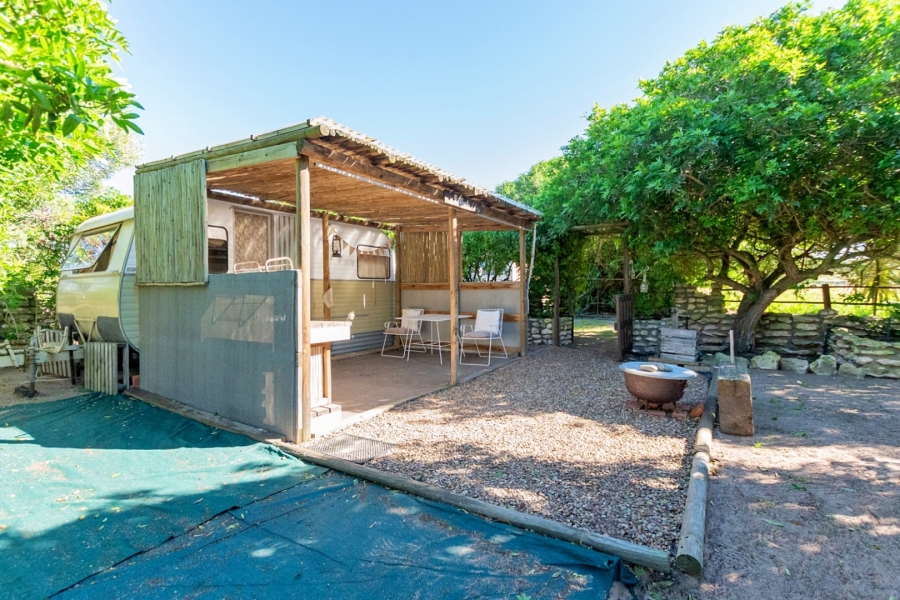 5 Bedroom Property for Sale in Trekoskraal Western Cape